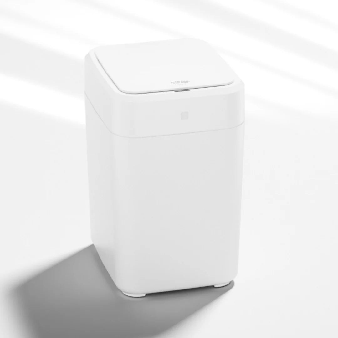 Clenova™ Signature 17L - Smart Self Sealing Trash Can